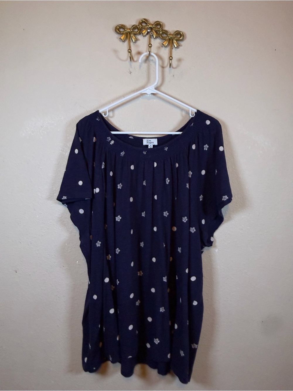 Kim Rogers Navy/White Dot & Floral Short Sleeve Women's Top. Size 3X